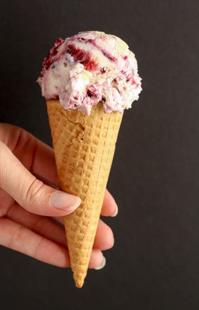 No-Churn Blackberry Pie Ice Cream