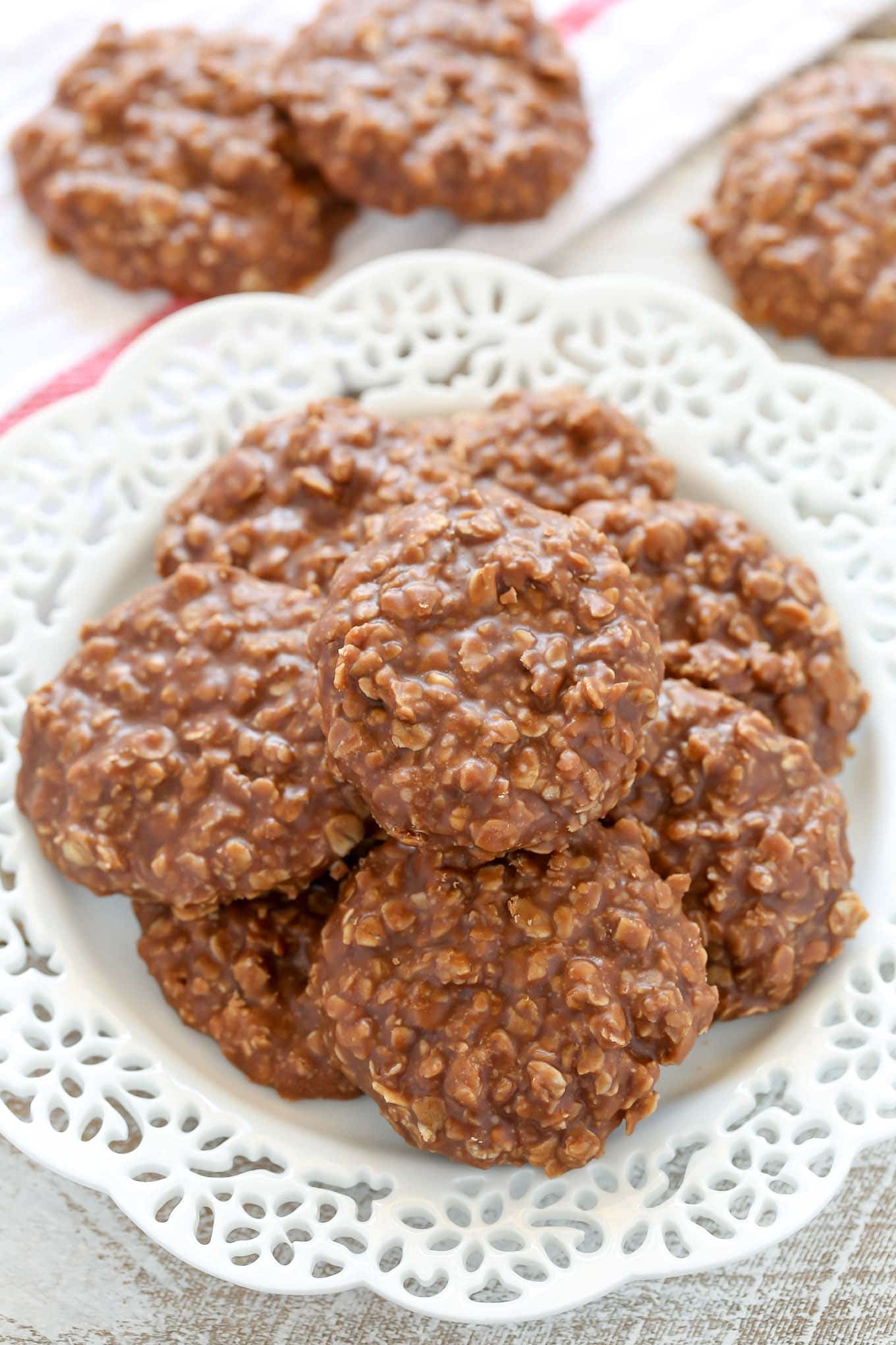 These Classic No-Bake Cookies only require a few simple ingredients and are incredibly easy to make. Loaded with peanut butter, oats, and cocoa powder, these cookies are perfect for an easy dessert!