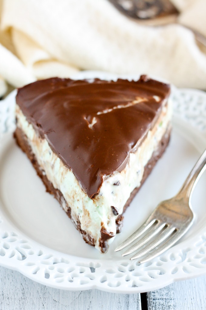 Mint Chocolate Chip Ice Cream Brownie Pie